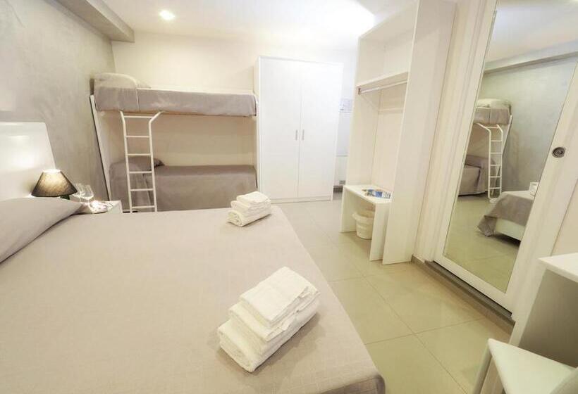 Четырехместный Номер Стандарт Вид на Море, Residenza La Torre