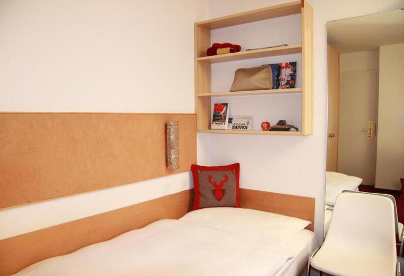 اتاق استاندارد یک تخته با سرویس بهداشتی مشترک, Petit Steffani Bed & Breakfast