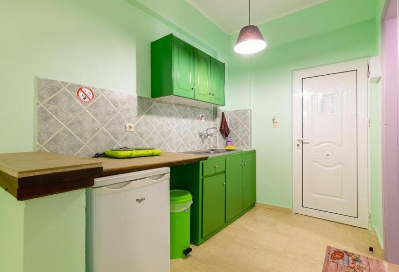 Студио Стандарт с Балконом, Ni Mar Studios & Apartments