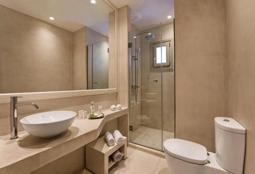 ویلای 1 خوابه با چشم‌انداز دریا, Villa Adrali