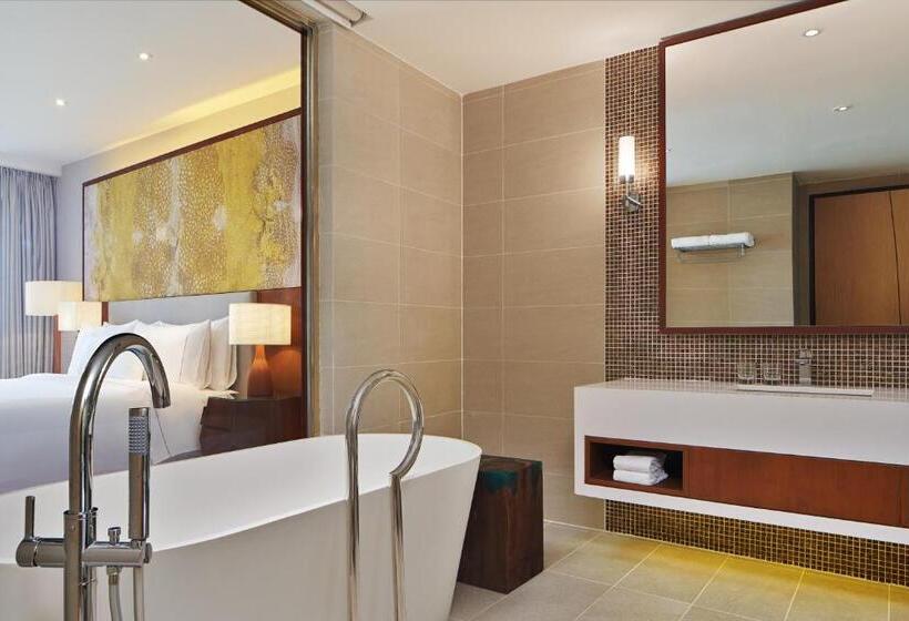 Стандартный Номер Кровать Кинг, The Westin Desaru Coast Resort