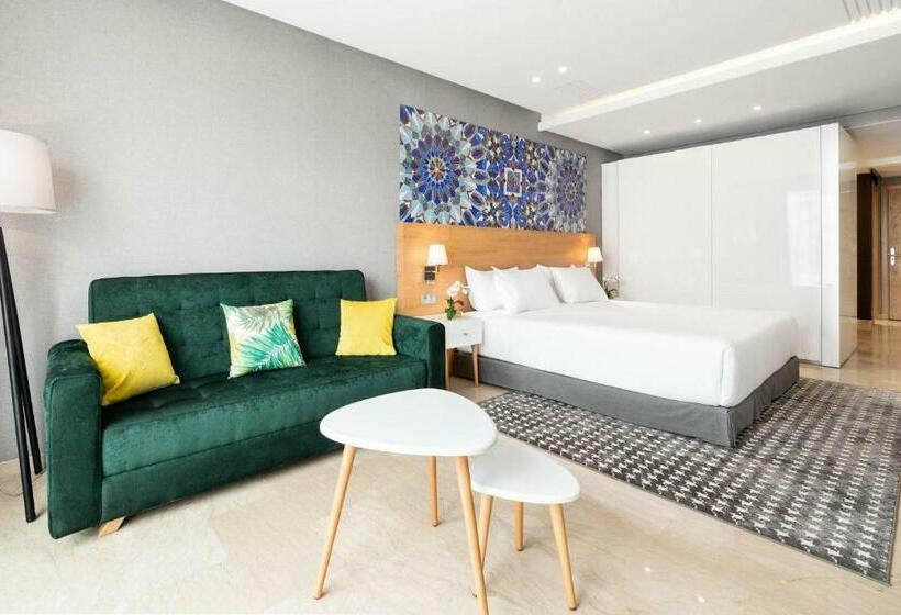 اتاق لوکس, Mid Town Hotel Casablanca