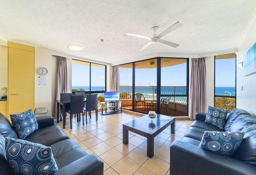 Апартаменты 2 Спальни Вид на Море, Olympus Beachfront Apartments