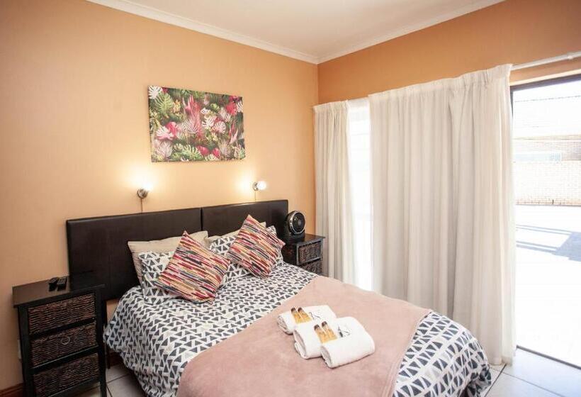 Номер Executive, Dolphin Dance Lodge