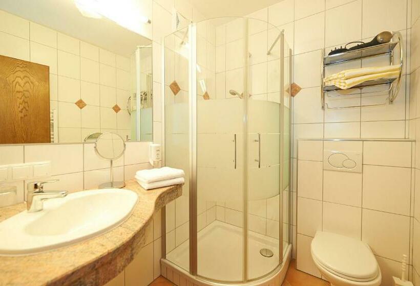 Семейные Апартаменты, Gästehaus Emmi