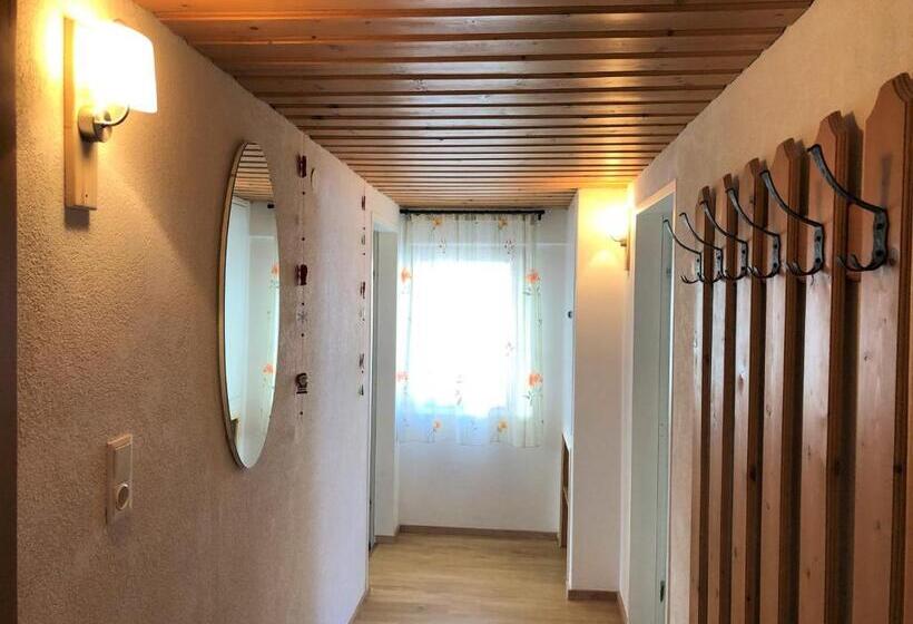 Апартаменты 1 Спальня с Видом, Schlossnerhof