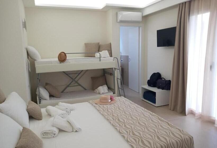 اتاق استاندارد چهار تخته, Il Calabriano Residence