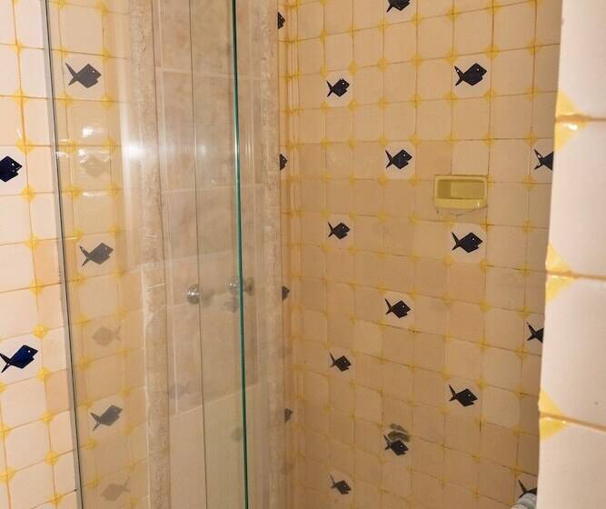 Triple Room Sea View, Pousada Marilia