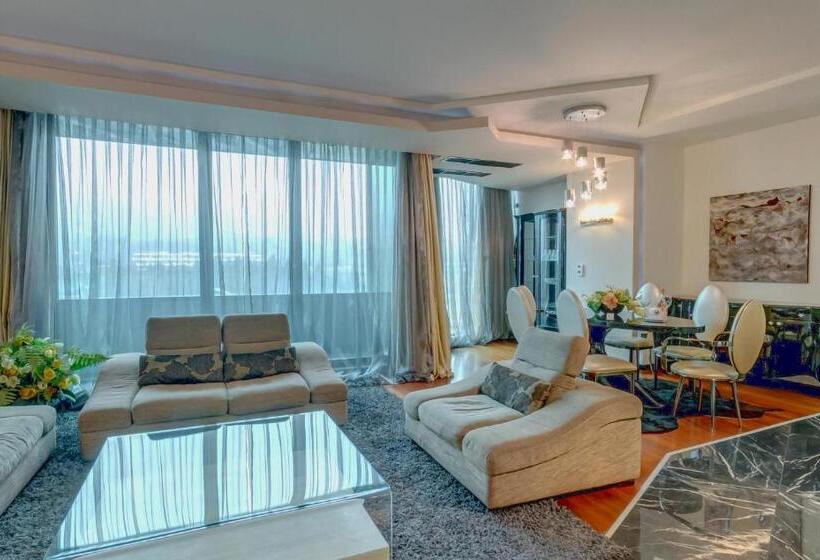 Апартаменты 3 Спальни, Emirates