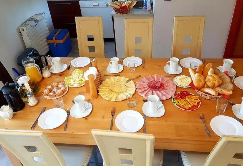 四人标准间, Ubytování Bezchlebovi