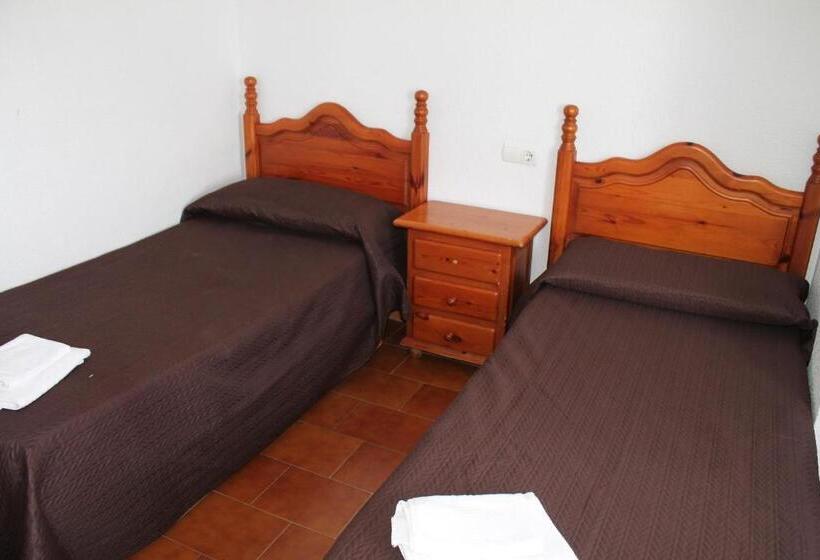 スタンダードルーム, Hostal Montilla Sotogrande