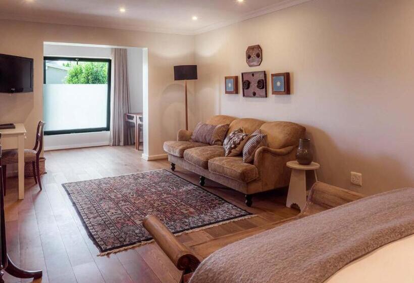 اتاق لوکس با چشم‌انداز باغ, Schulphoek Seafront House