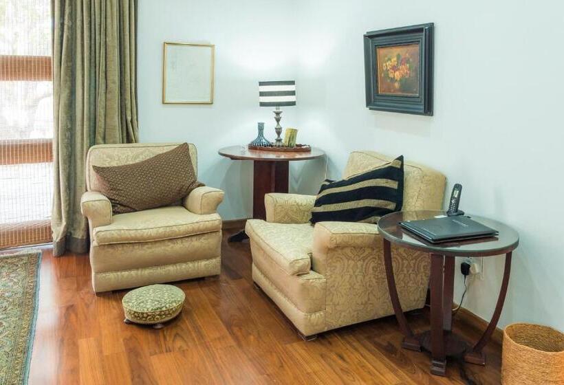 اتاق لوکس با تخت بزرگ, Schulphoek Seafront House