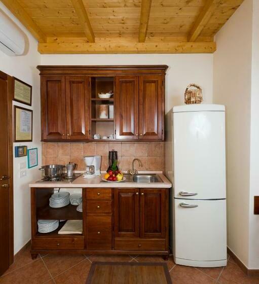 استودیوی استاندارد, Locanda Ristorante Al Cardellino