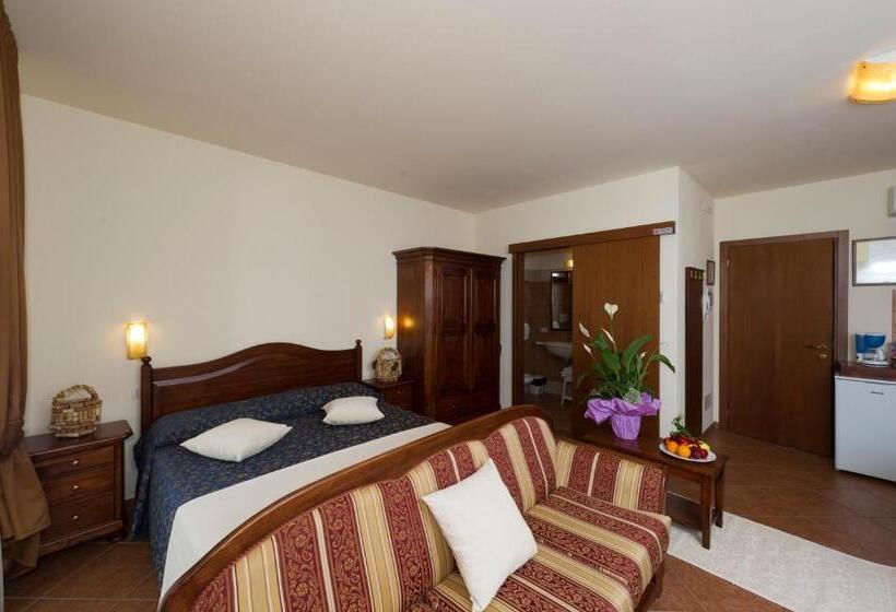 استودیوی استاندارد, Locanda Ristorante Al Cardellino