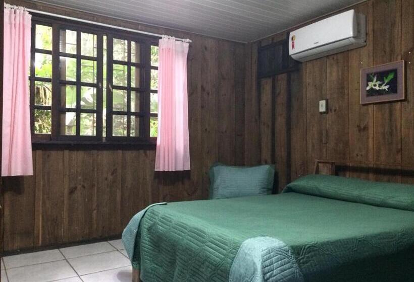 샬레, Pousada Do Oasis