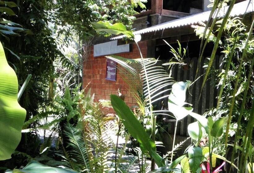 샬레, Pousada Do Oasis
