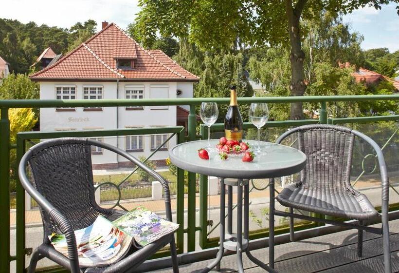 Студио Comfort, Aparthotel Tropenhaus Bansin