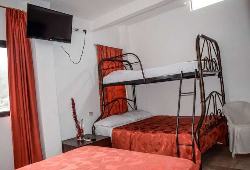 Семейный Номер, Hostal Humpback Internacional