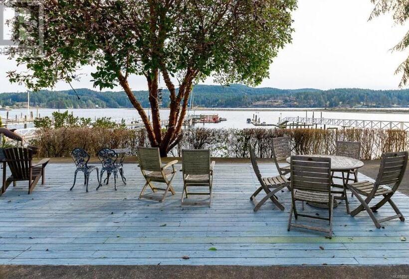 منزل غرفة نوم واحدة, Salty Towers Ocean Front Cottages