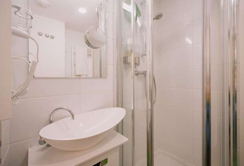 带1个卧室带花园景观的公寓, Roompedra Apartamentos Turísticos
