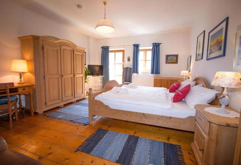 Standard room with outdoor bath, Alpengasthof Madlbauer