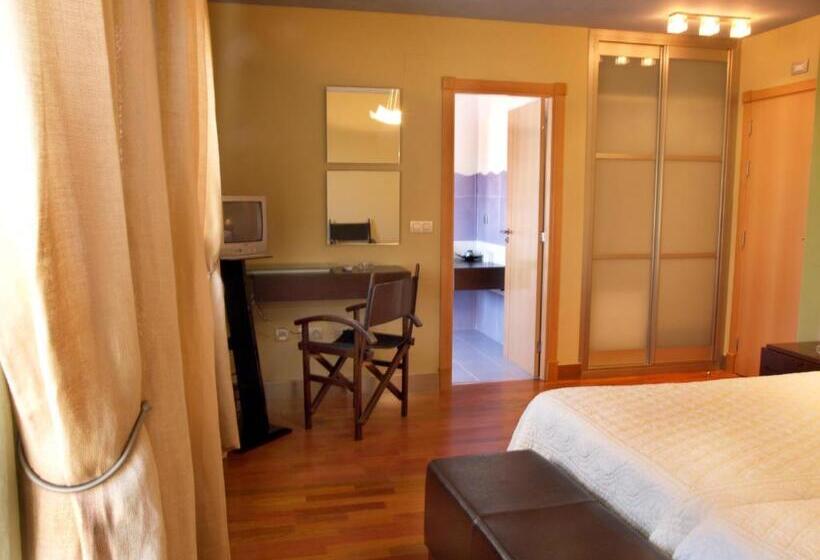 Номер Стандарт, Hostal Fuentefria