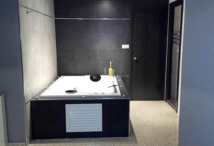 자쿠지 스위트, Hostal Ocana Manilva