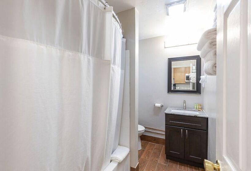 Номер Стандарт 2 Двуспальные Кровати, Vineyard Valley Inn