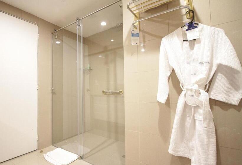 Suíte, Aparta  Torres De Suites