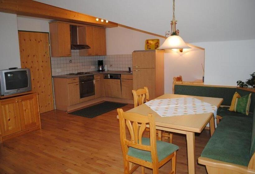 Апартаменты 2 Спальни с Балконом, Appartment Ransburggut