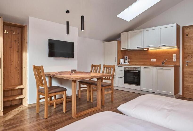 Студио Стандарт с Балконом, Appartment Ransburggut