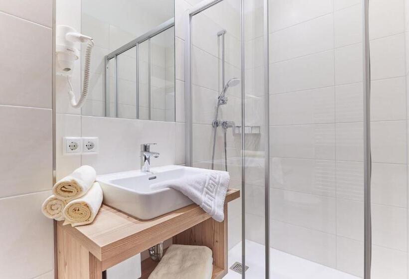 Apartamento 2 Dormitórios, Appartment Ransburggut