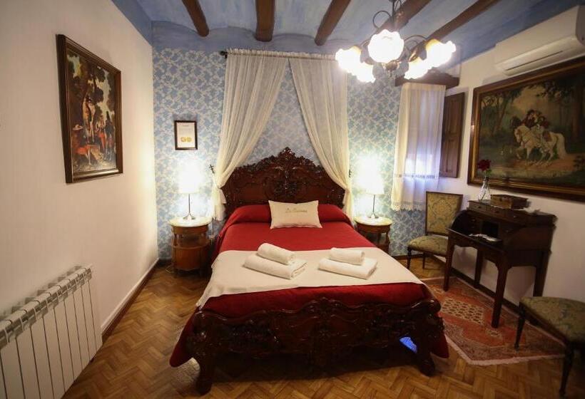 Семейный Номер, Casa Rural La Casona