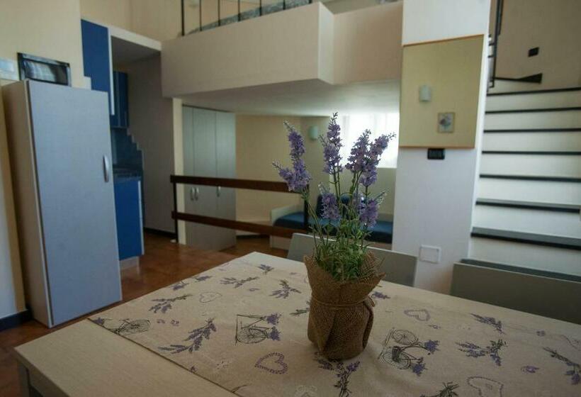 스탠다드 스튜디오, Residence Rta Villa Marina
