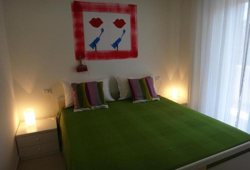 شقة غرفتين, Residenza Ondanomala