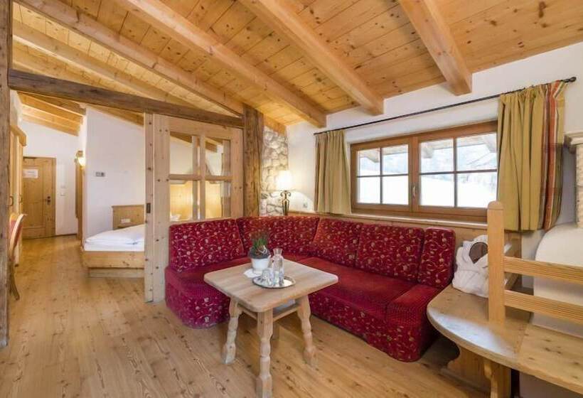 Номер Deluxe с Балконом, Naturhotel Lüsnerhof