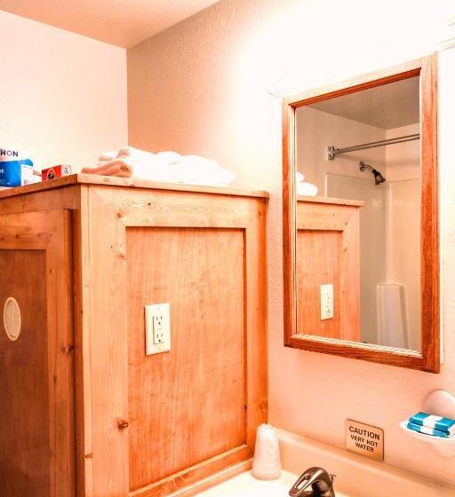 סוויטה נוף לגינה, Turning Leaf Townhome Suites