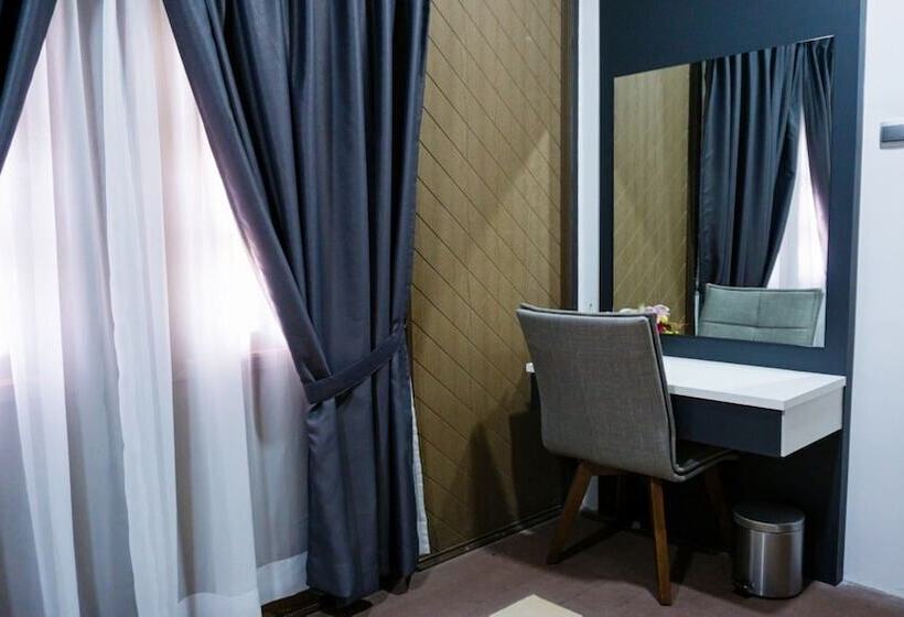 سوئیت پریمیوم, Casuarina@pangkor