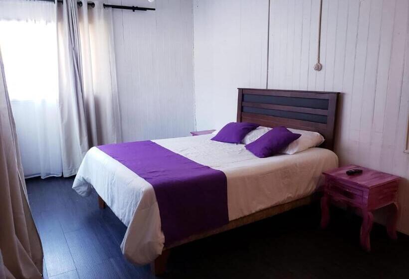 标准三人间, Hostal Arrayan