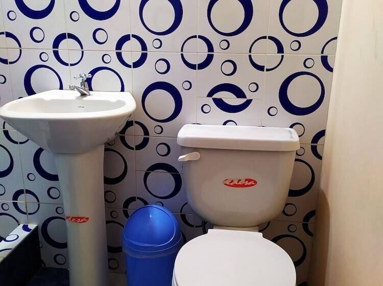 ファミリールーム, Hostal Latitud Ecuem