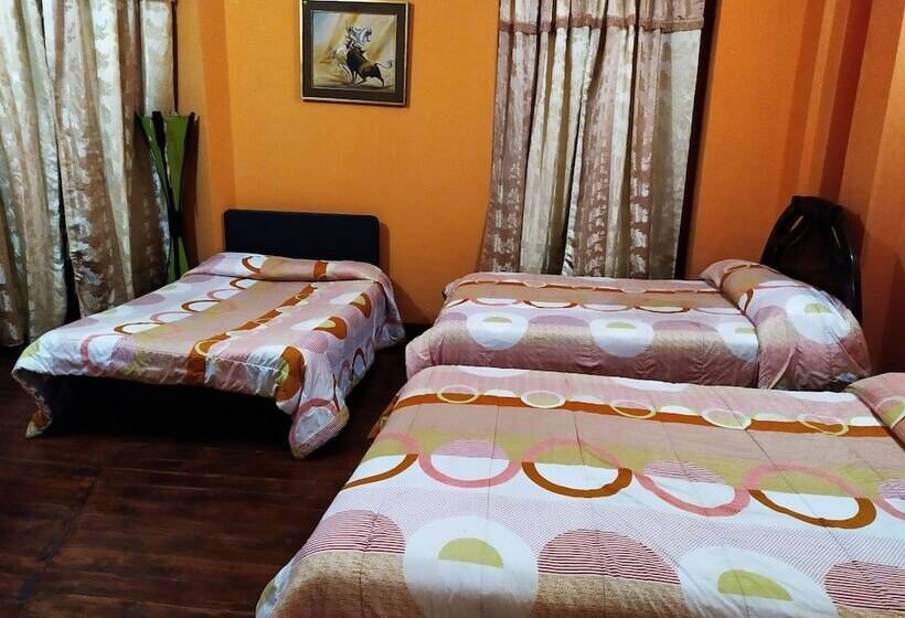 ファミリールーム, Hostal Latitud Ecuem