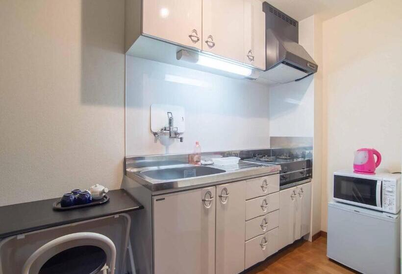 Номер Стандарт Трехместный, Kenrokuen Inn
