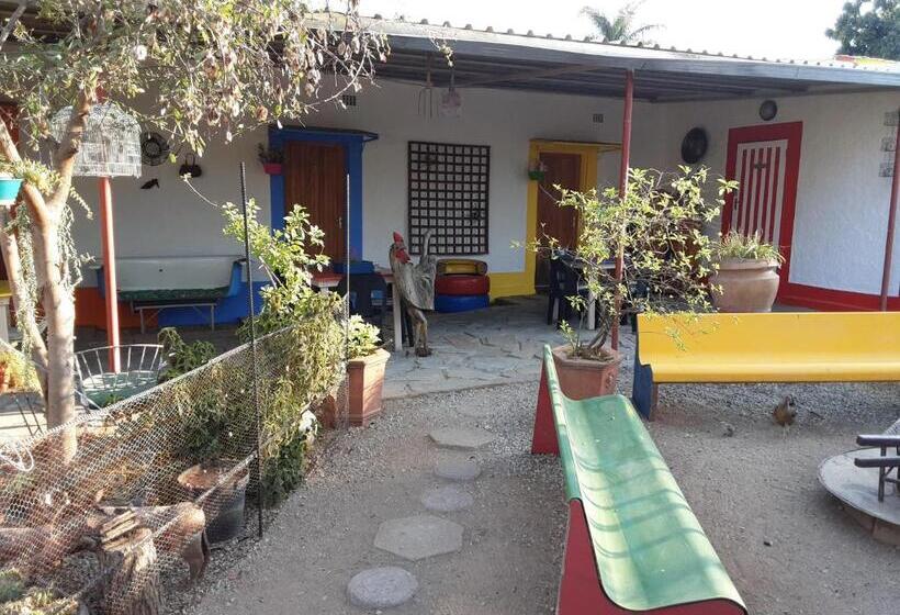 اتاق استاندارد, Kai Oms Backpackers Lodge