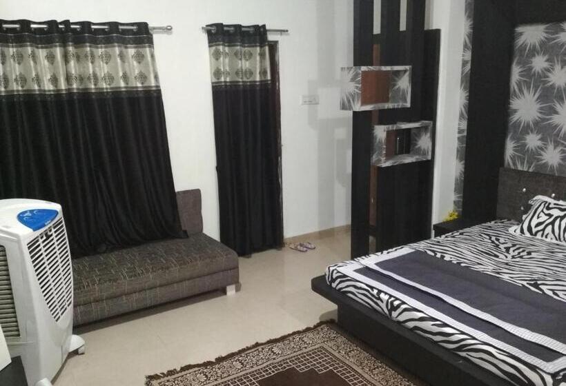 Семейный Номер Deluxe, Ashta Lakshmi Tourist Home Stay