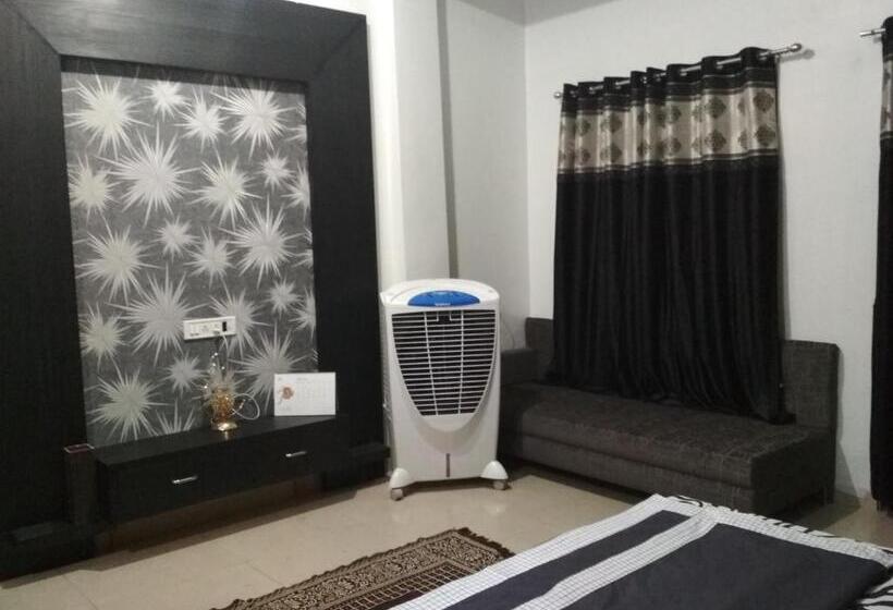 Семейный Номер Deluxe, Ashta Lakshmi Tourist Home Stay