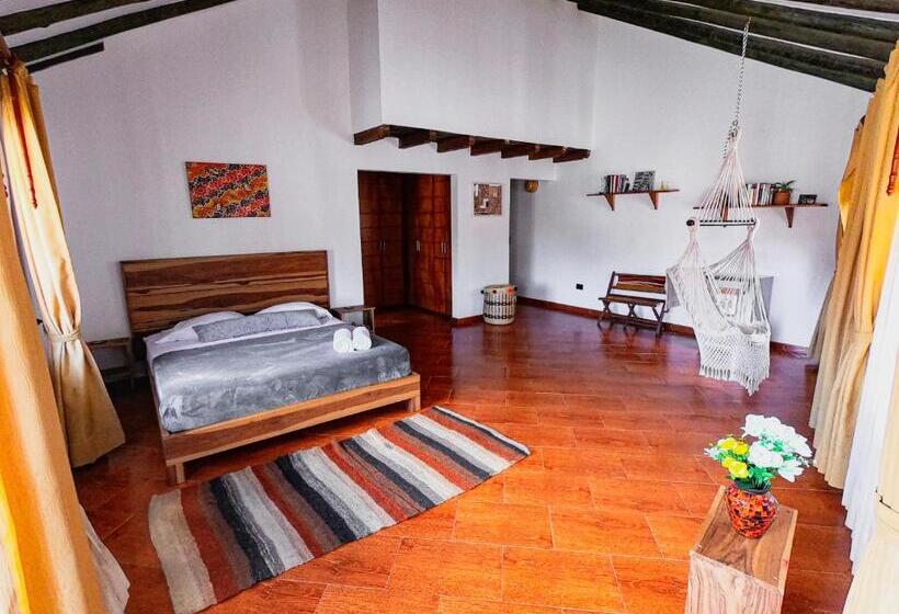 Люкс с гидромассажем, Nibiru Hostel