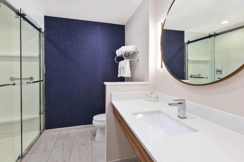 Стандартный Номер Кровать Кинг, Fairfield Inn & Suites By Marriott Goshen