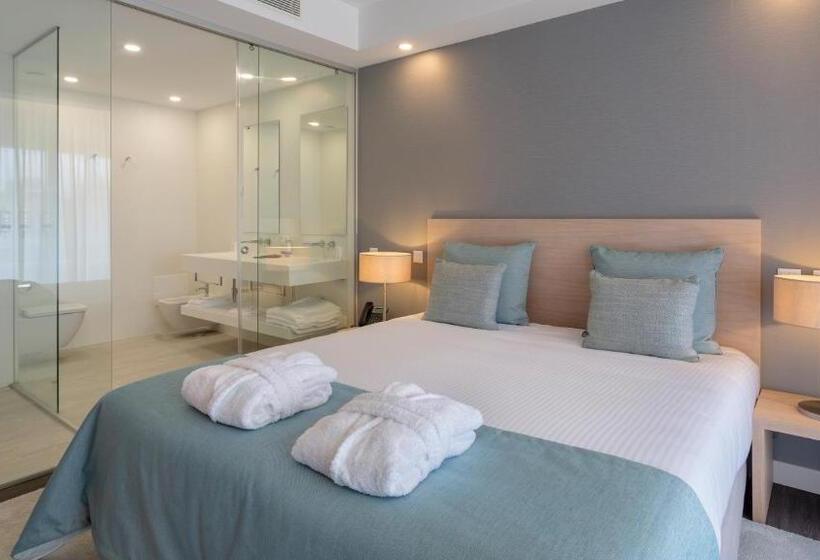 Номер Стандард Боковой Вид на Море с Балконом, Longevity Health & Wellness Hotel   Adults Only