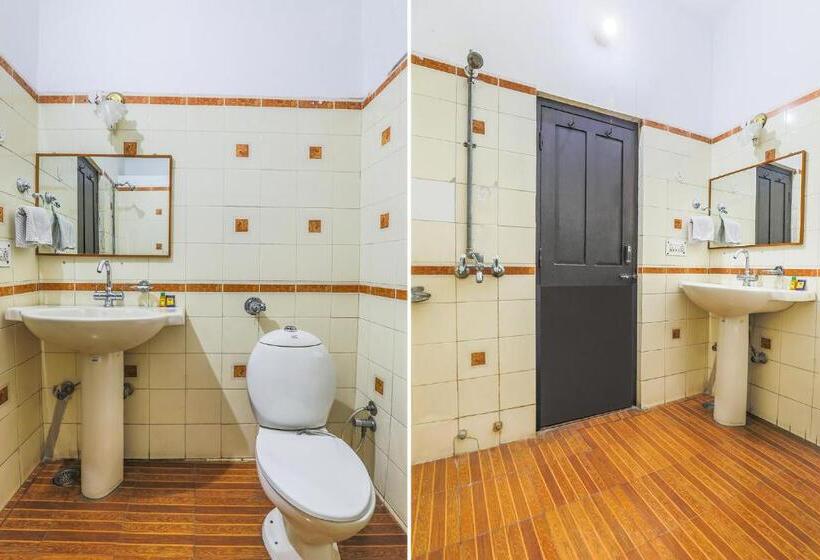 Номер Deluxe, Fabhotel Pramila Inn